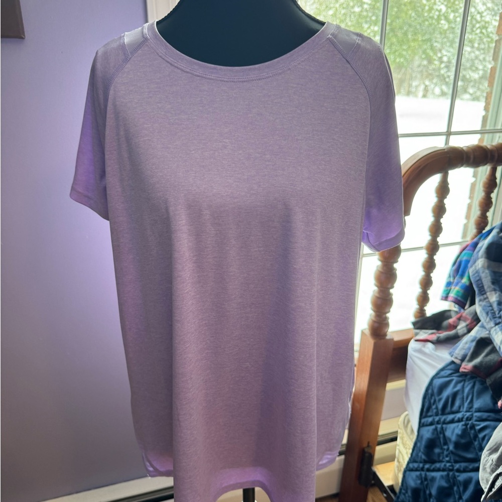 Tek Gear Lavender Short Sleeve Tee